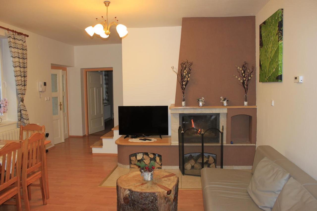 Dom Via Jasna Demaenova Villa ลิฟตอฟสกีมิคูลาช ภายนอก รูปภาพ
